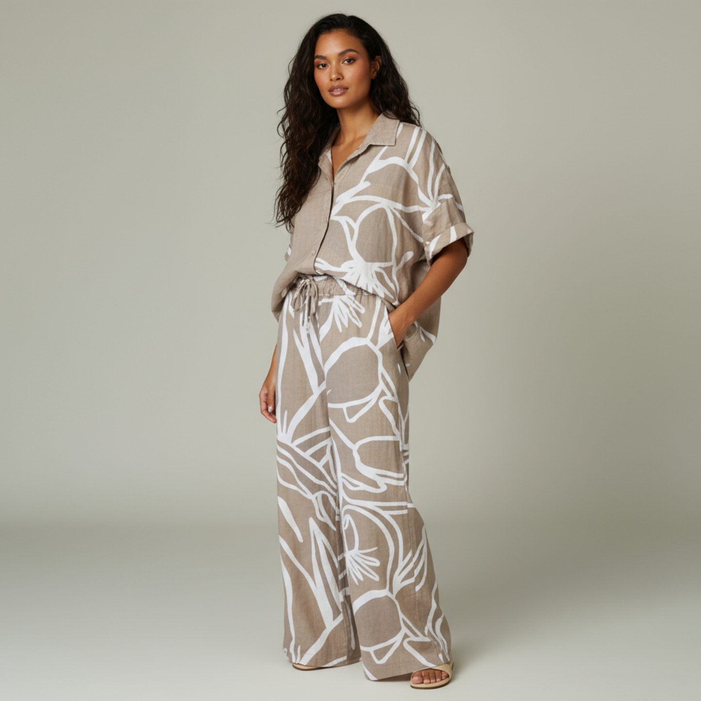 SAGE LINEN FLORAL LINE ART SET