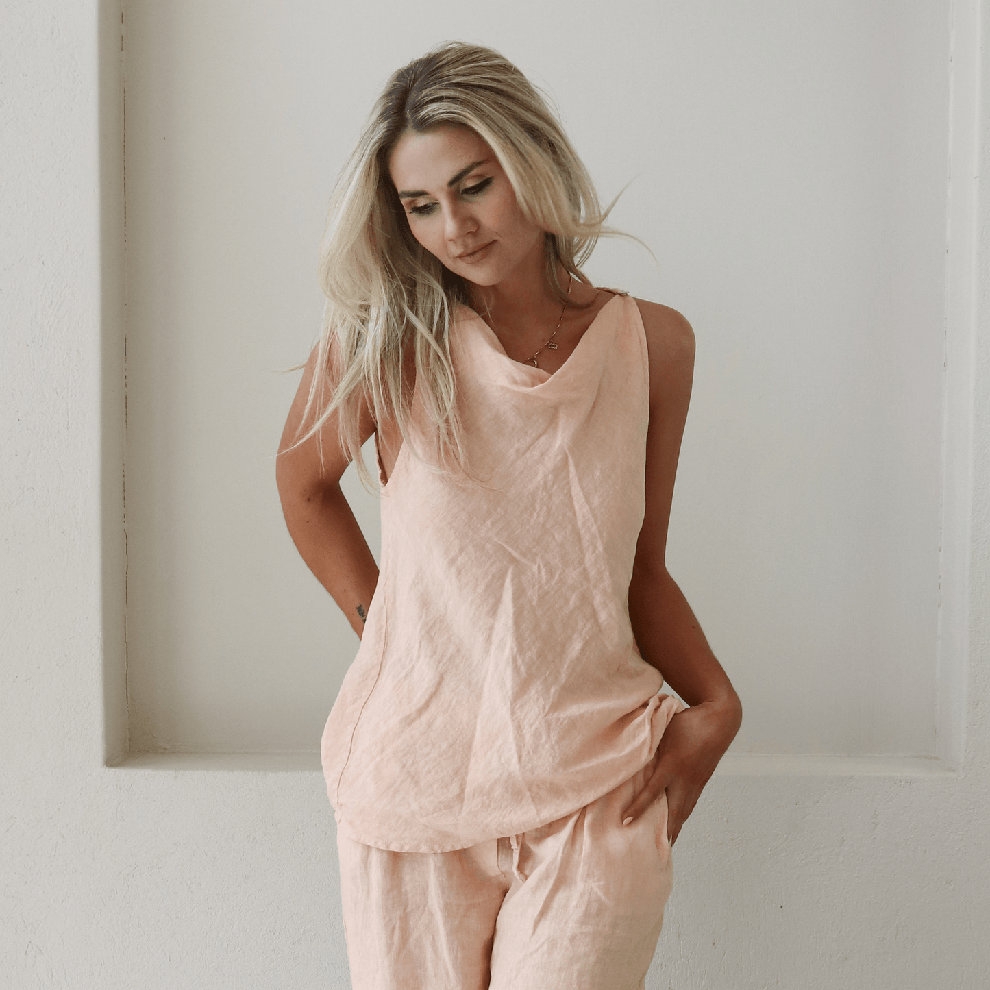 DILA LINEN COWL NECK CAMMIE