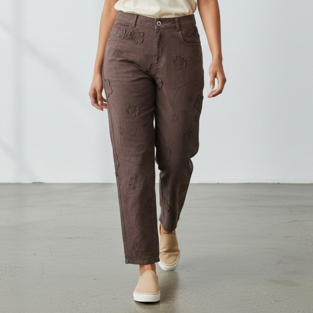LILLIAN COTTON EMB BARREL PANTS