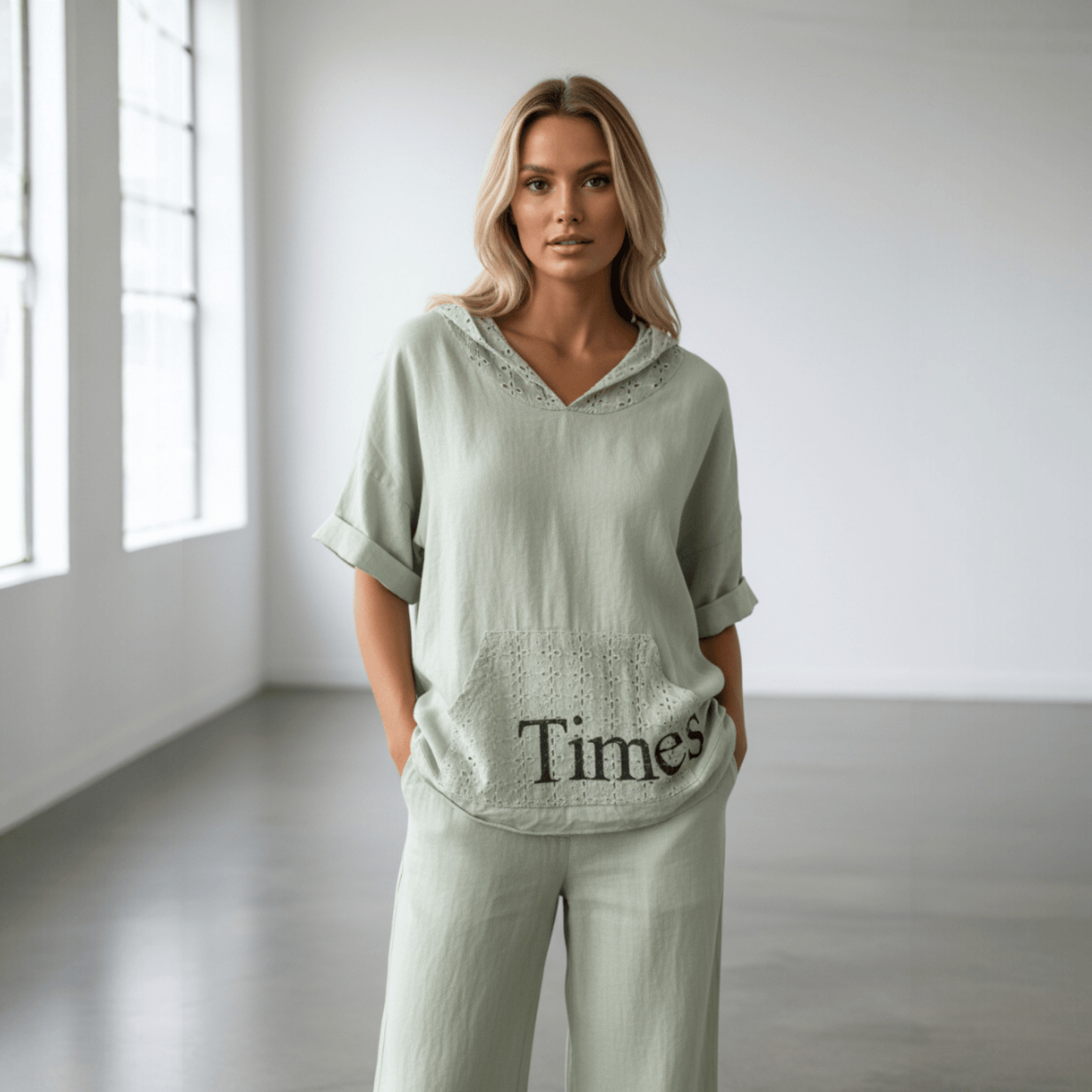 COTTON ANGLAISE LIGHT KNIT TIMES PRINT TOP