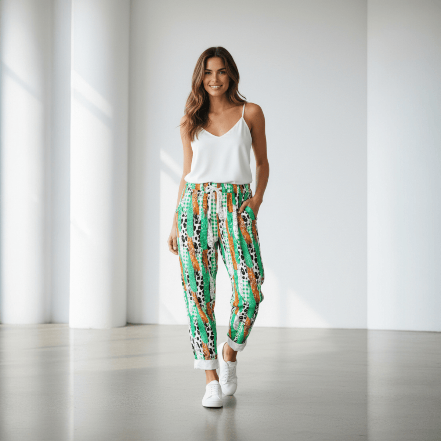 STRETCH ANIMAL PATCH PRINT PANTS