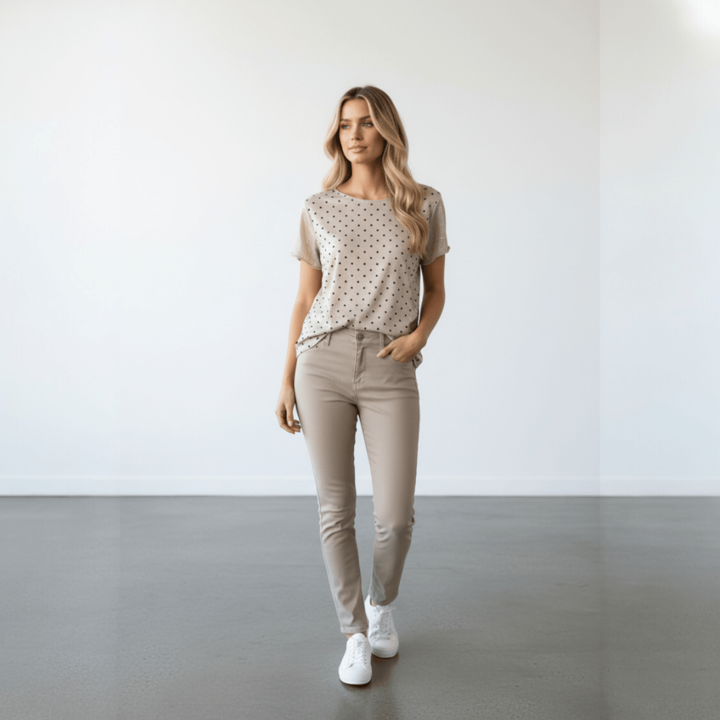 COTTON LYCRA POLKA DOT T-SHIRT